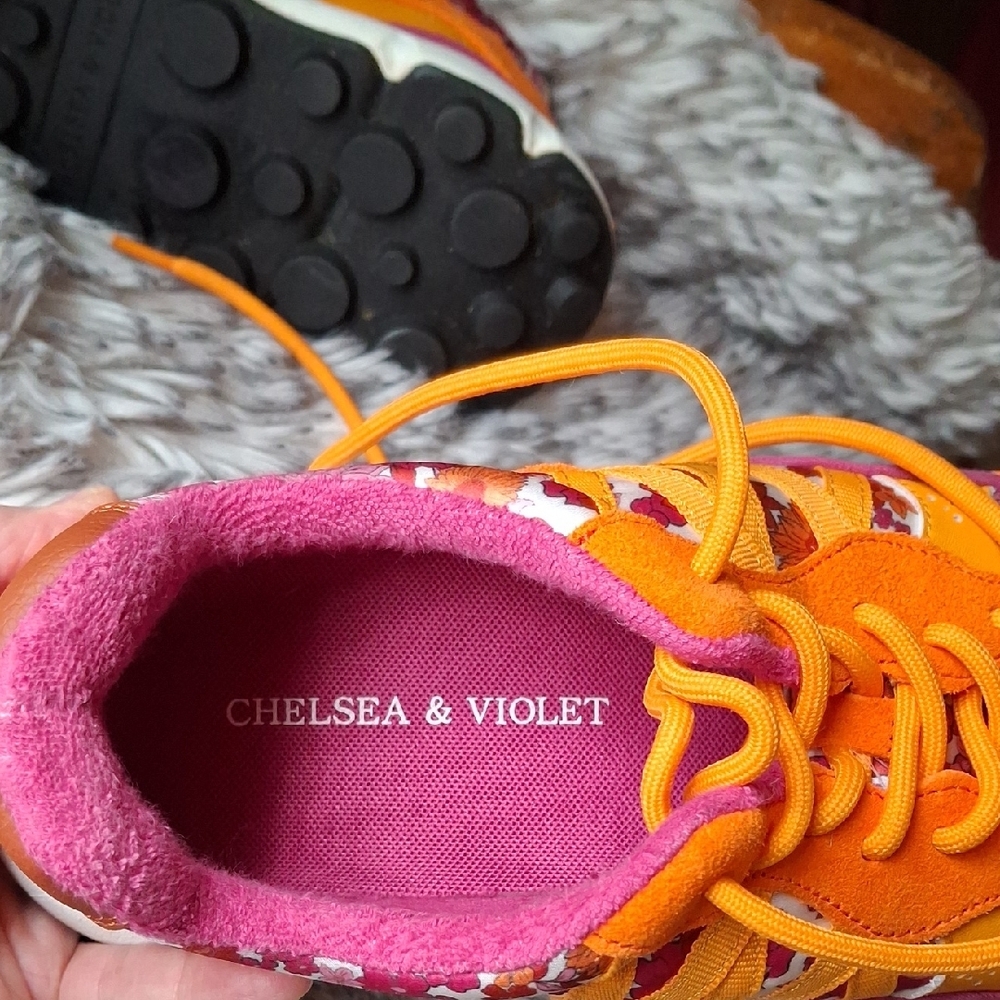 Vibrant Floral Women's Sneakers - Picture 3 of 5